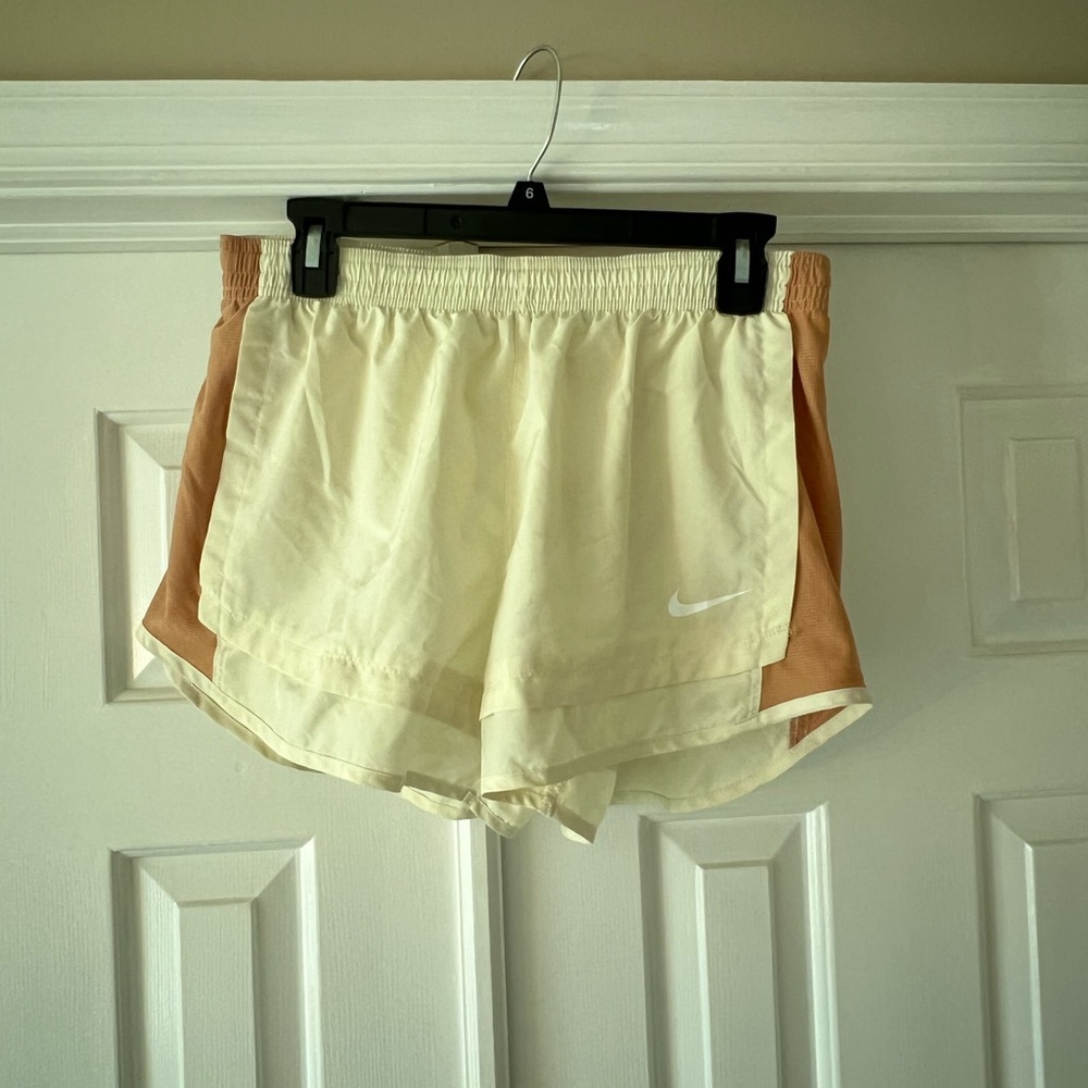 Nike dri fit tan shorts